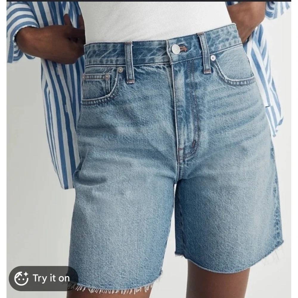 Madewell High Rise Denim Mid Length Shorts Ainsdale Wash 27 Cutoff Raw Hem MD754